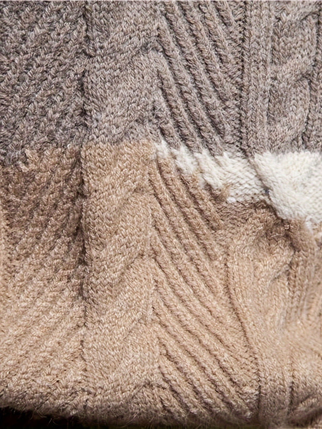Men's Textured Colour-Block Sweater
