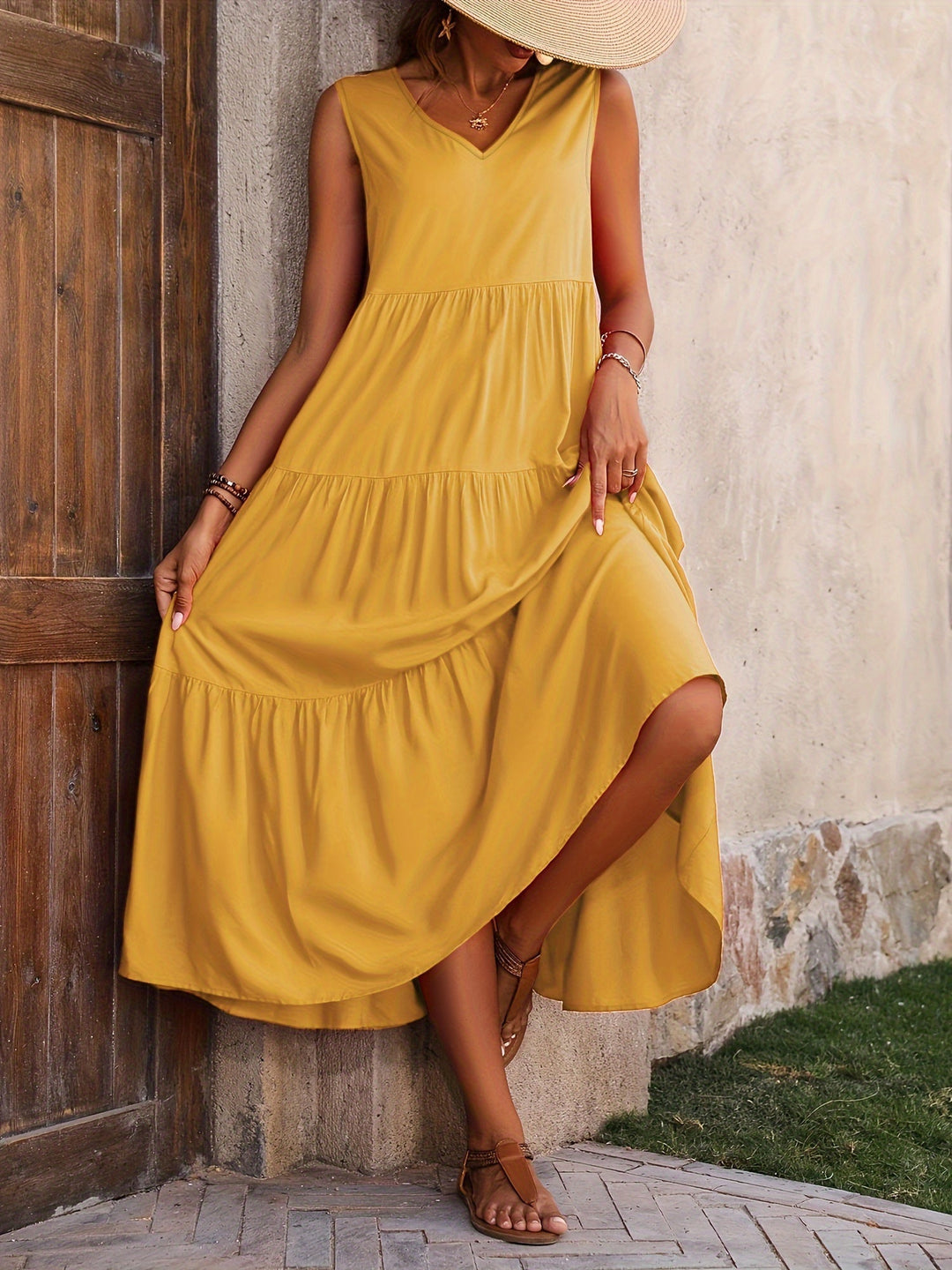 Women's Tiered Sleeveless Maxi Dress