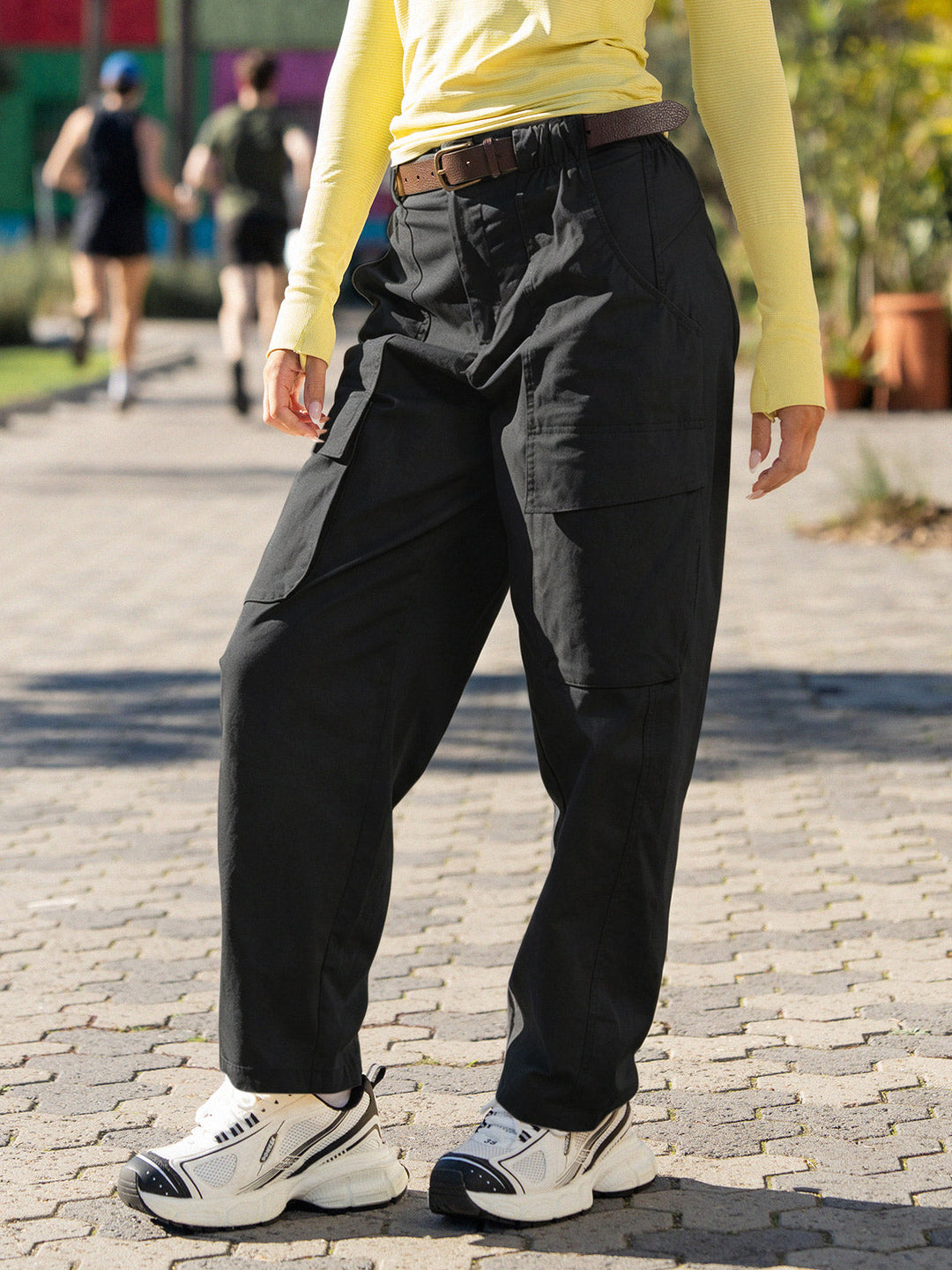 Women's Wide-Leg Cargo Pants with Pockets