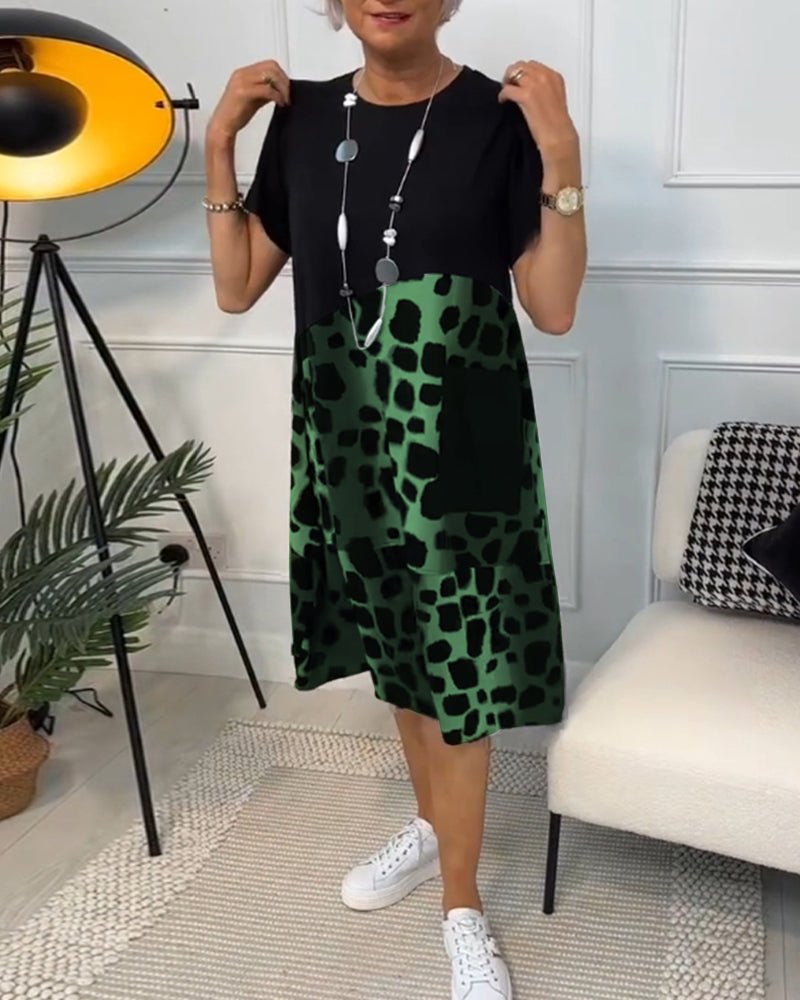 Women's Flowing Silhouette Dress