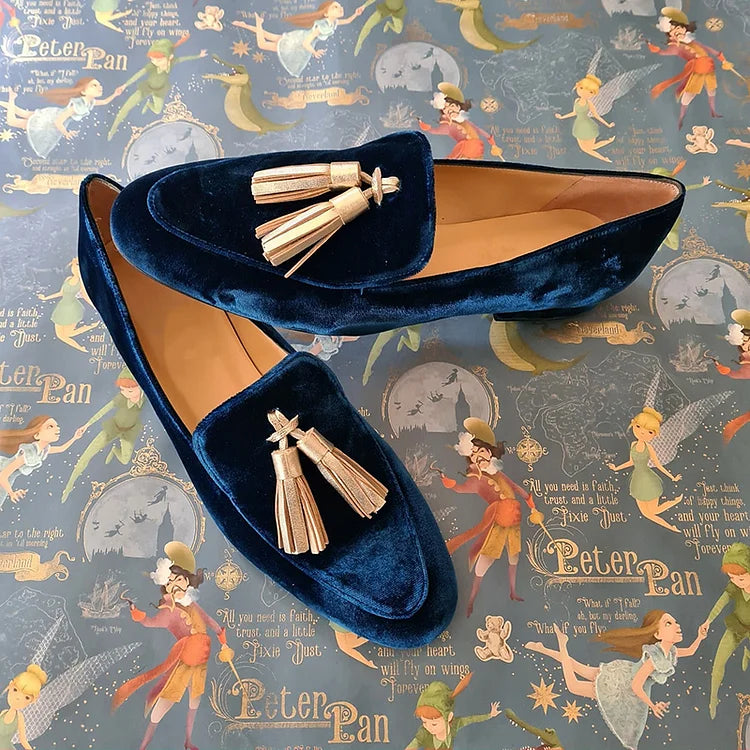 Midnight Elegance Tassel Loafer, Classic Fit