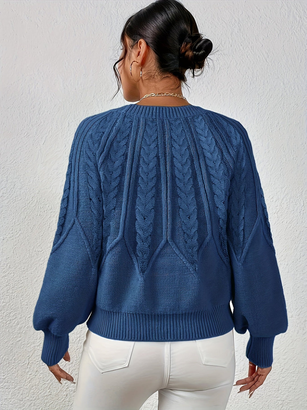 Relaxed Cable-Knit Sweater for Women