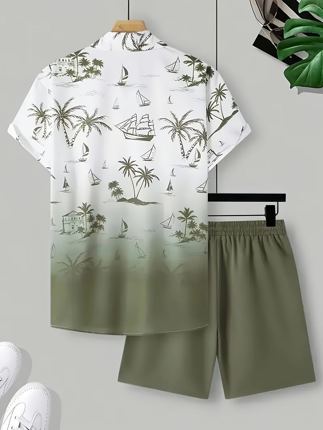 Coastal Print Shirt and Shorts Set for Men