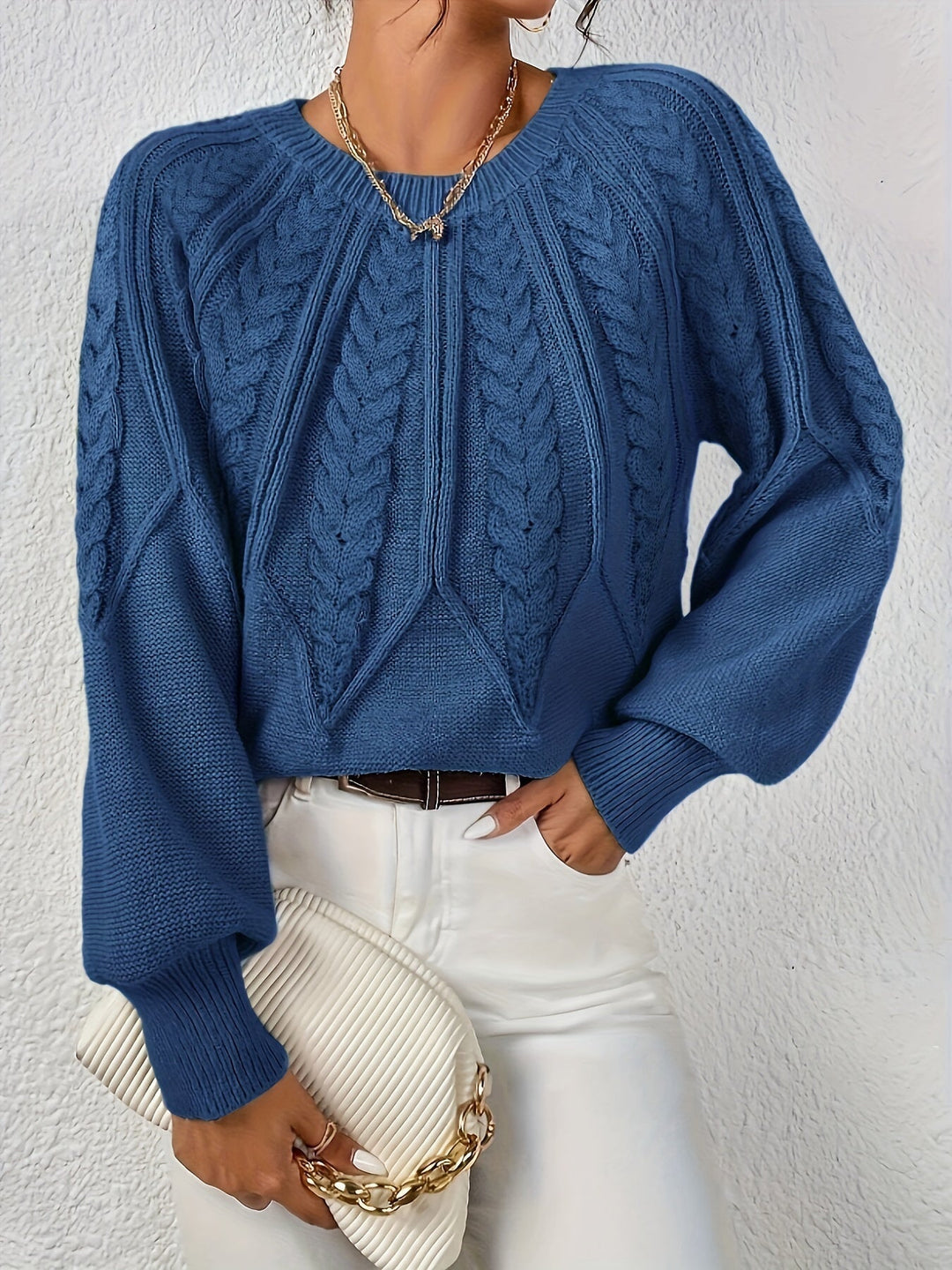 Relaxed Cable-Knit Sweater for Women