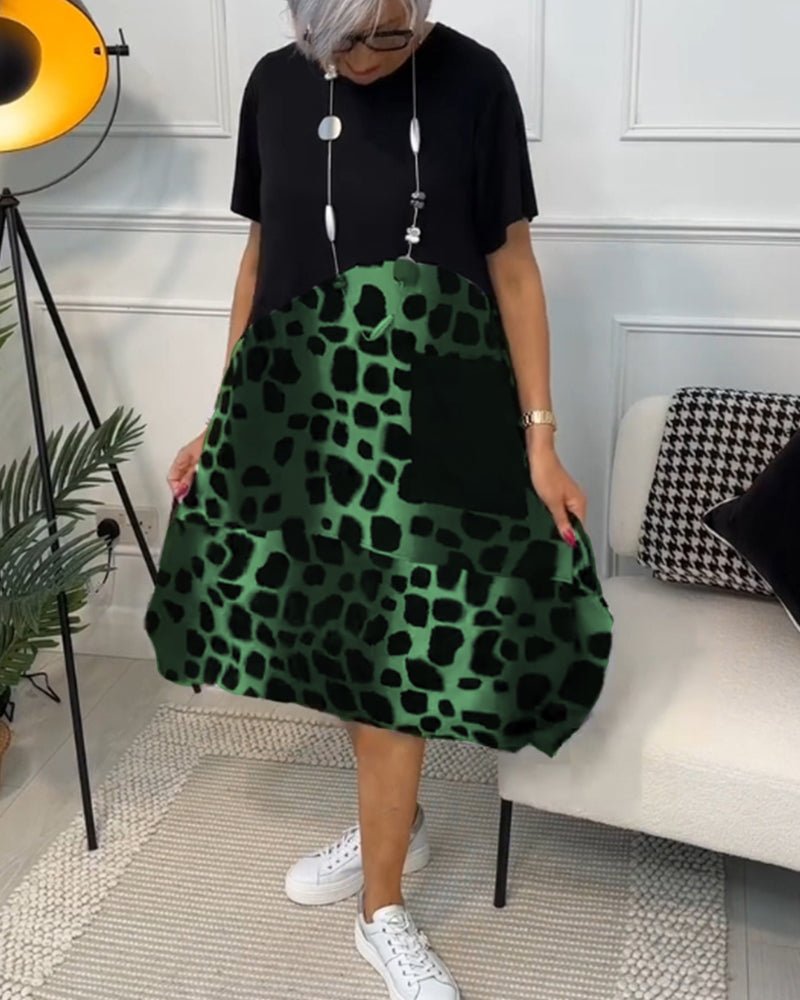 Women's Flowing Silhouette Dress