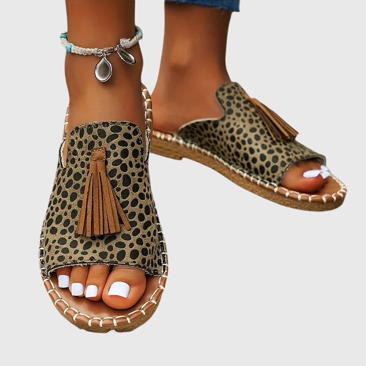 Stylish Dotted Orthopedic Sandal