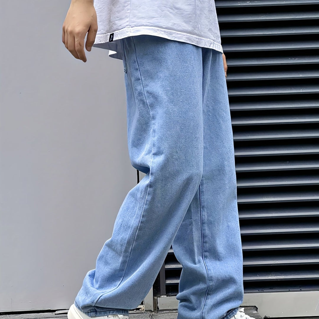 Men's Relaxed Wide-Leg Jeans