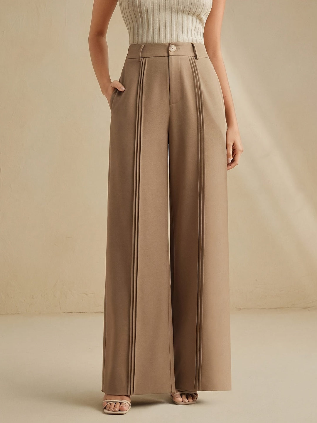 Women's Pleated Wide-Leg Trousers