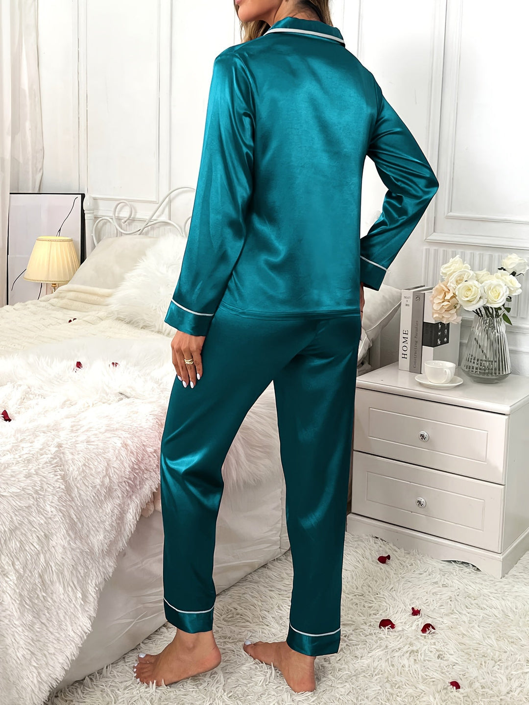 Long-Sleeve Two-Piece Lounge Set for Women, Elegant Style