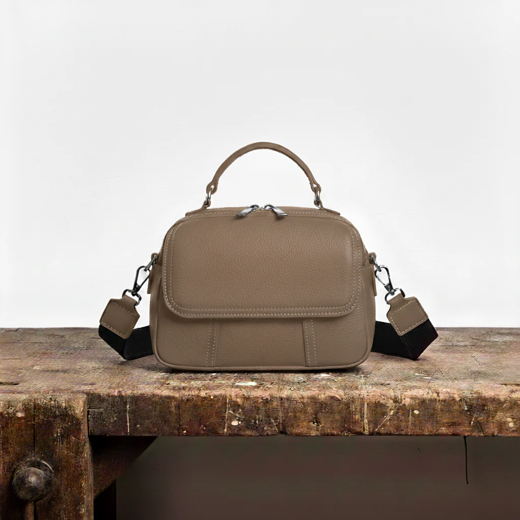 Classic Minimalist Shoulder Bag