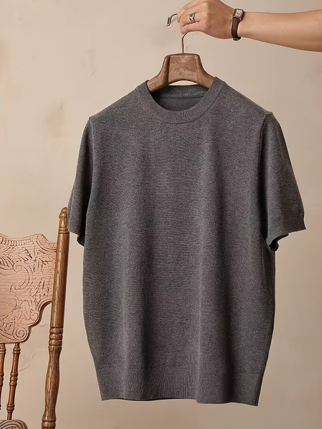 Short-Sleeve Knit Top for Men, Refined Style
