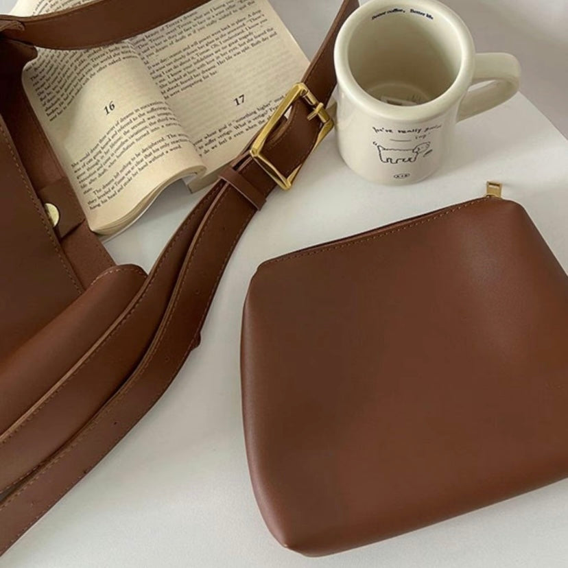 Classic Buckle Shoulder Bag
