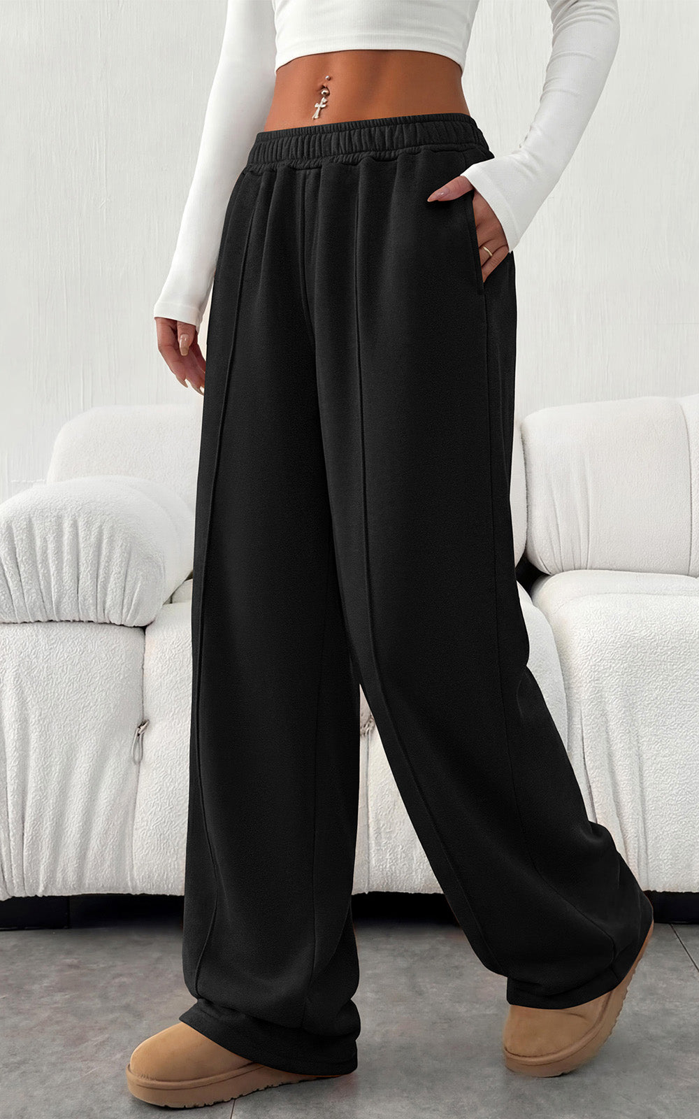 Women's Pleated Wide-Leg Pocketed Relaxed-Fit Joggers – Black