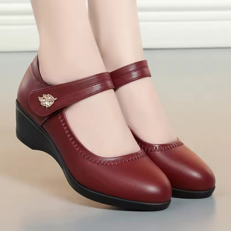 Casual Round Toe Soft Shoes for Women