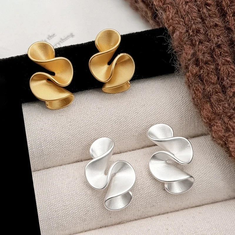 Flowy Gold and Silver Earrings, Women's Stylish Fit