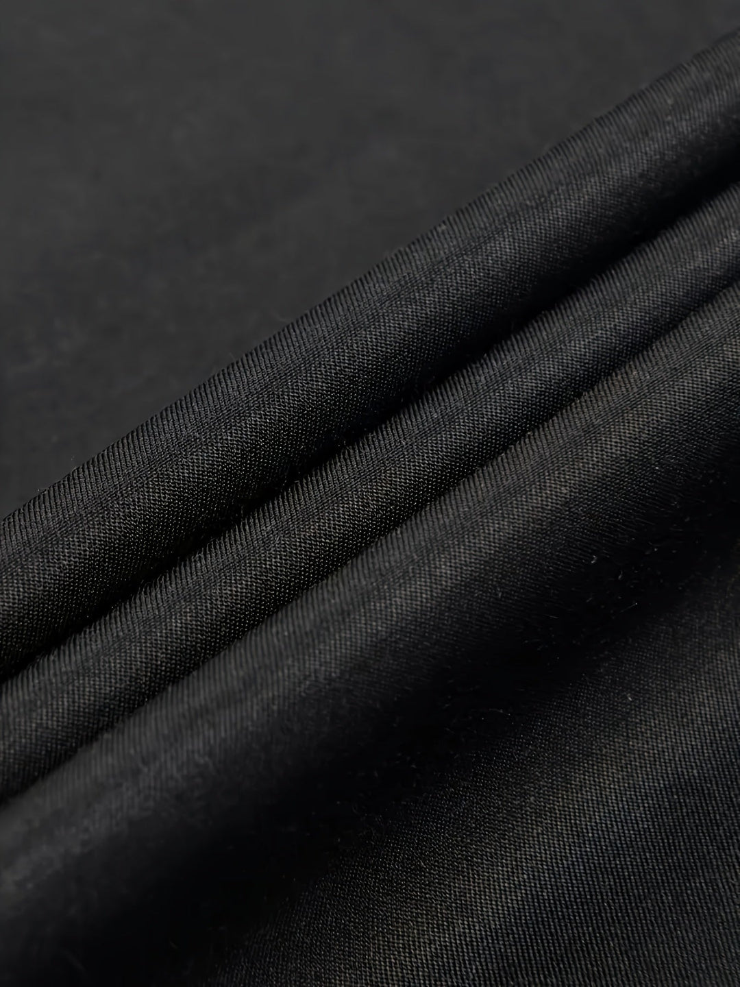 Slim-Fit Dress Shirt for Men, Refined Style
