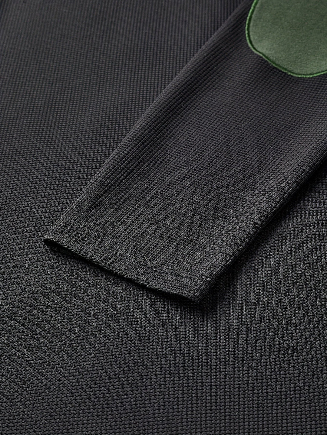 Colour-Block Quarter-Zip Pullover, Men's Textured Fit