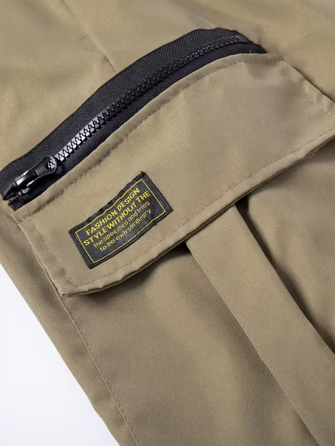 Men's Relaxed-Fit Cargo Pants