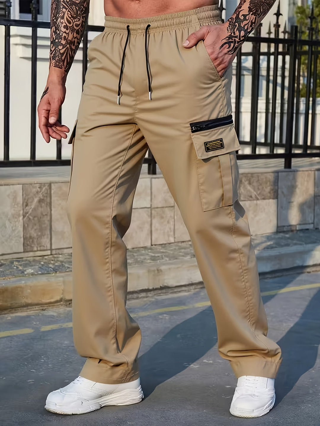 Men's Relaxed-Fit Cargo Pants