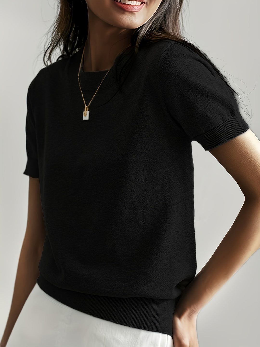 Fine-Knit Short Sleeve Sweater for Women