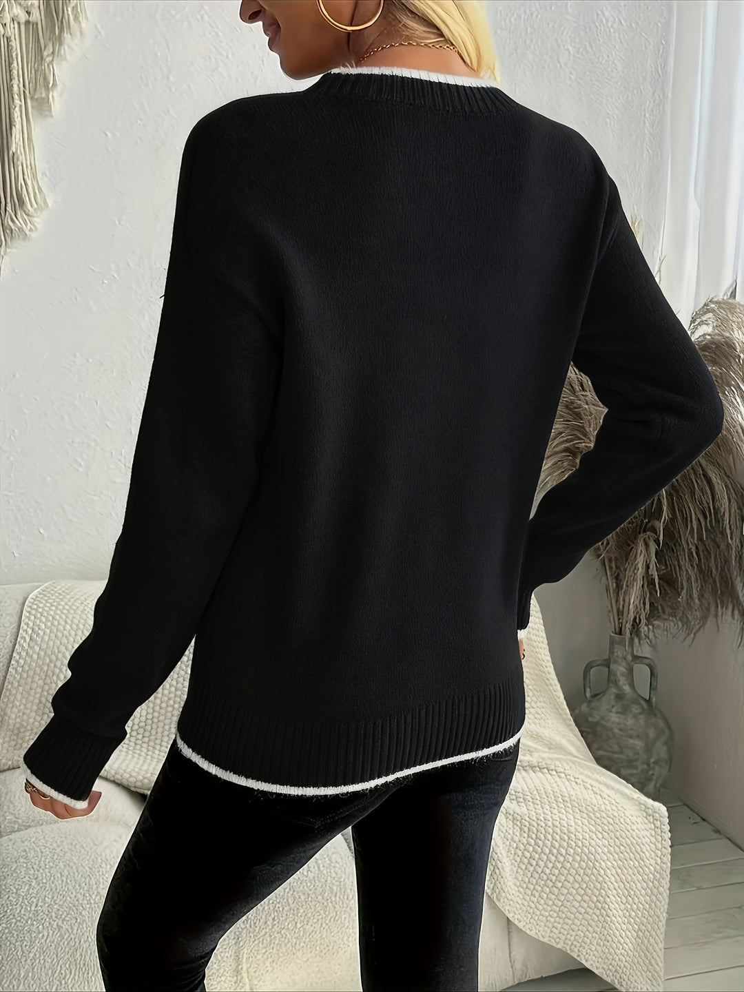 Women's Snowflake Crewneck Sweater