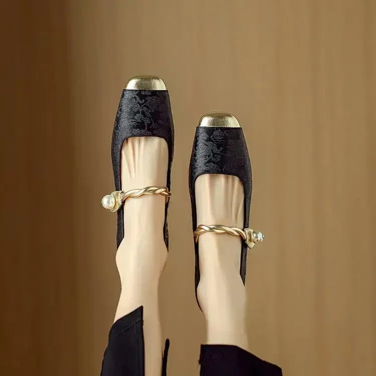 Vintage Braided Pearl Strap Shoes for Women