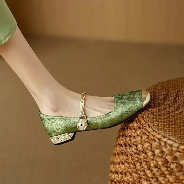 Vintage Braided Pearl Strap Shoes for Women