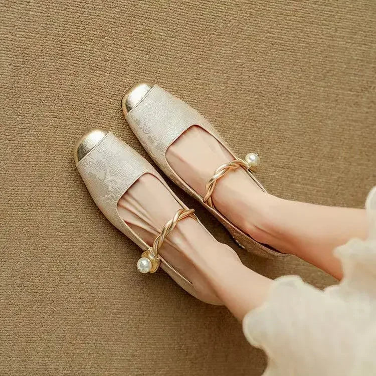Vintage Braided Pearl Strap Shoes for Women