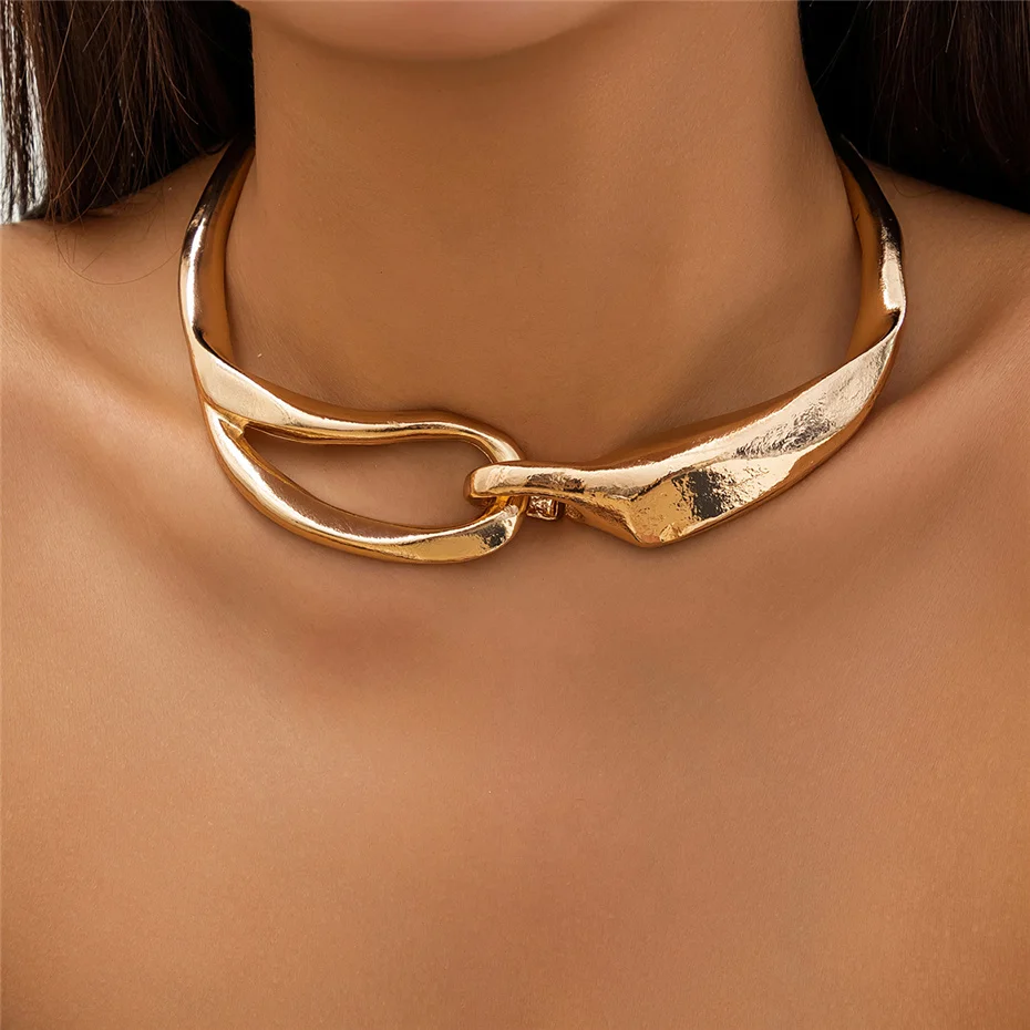 Bold Texture Necklace, Women's Elegant Fit